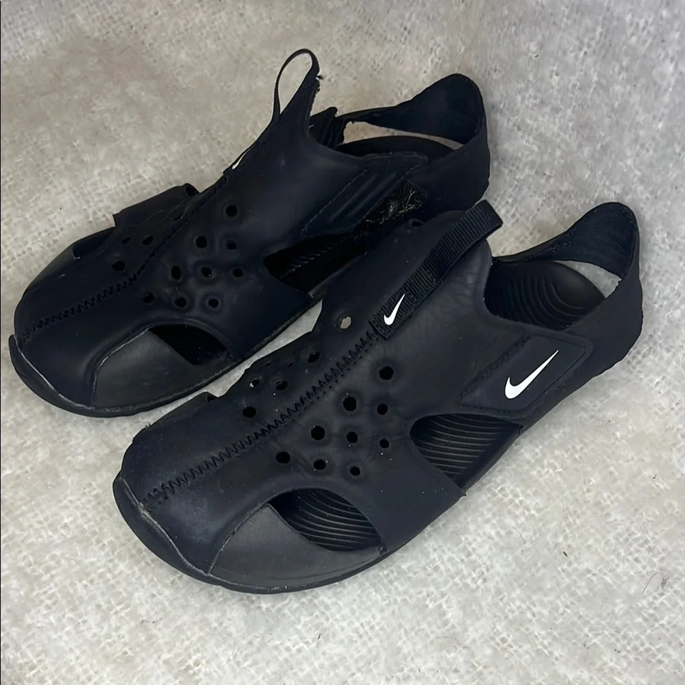 Nike Black Sunray Protect Swim Sandals
